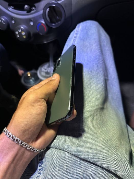 iphone 11 pro сотилади