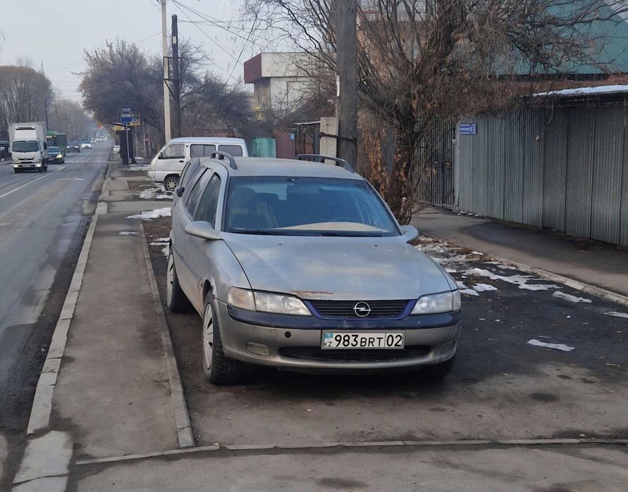 Opel vectra B caravan