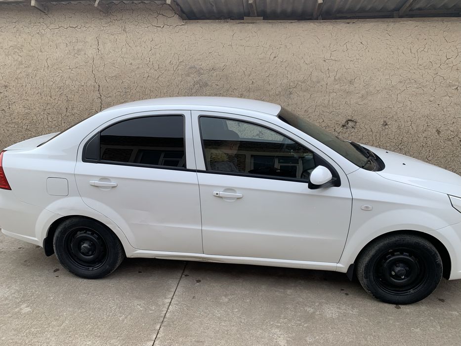 Neksiya 3  2019  yil prabeg 394min 6100 $  keliwamiz