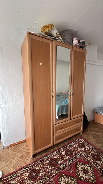 спальный кровать и спальный гарнитур