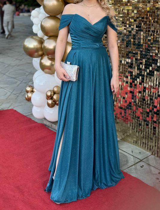 Официална рокля за абитуриентка