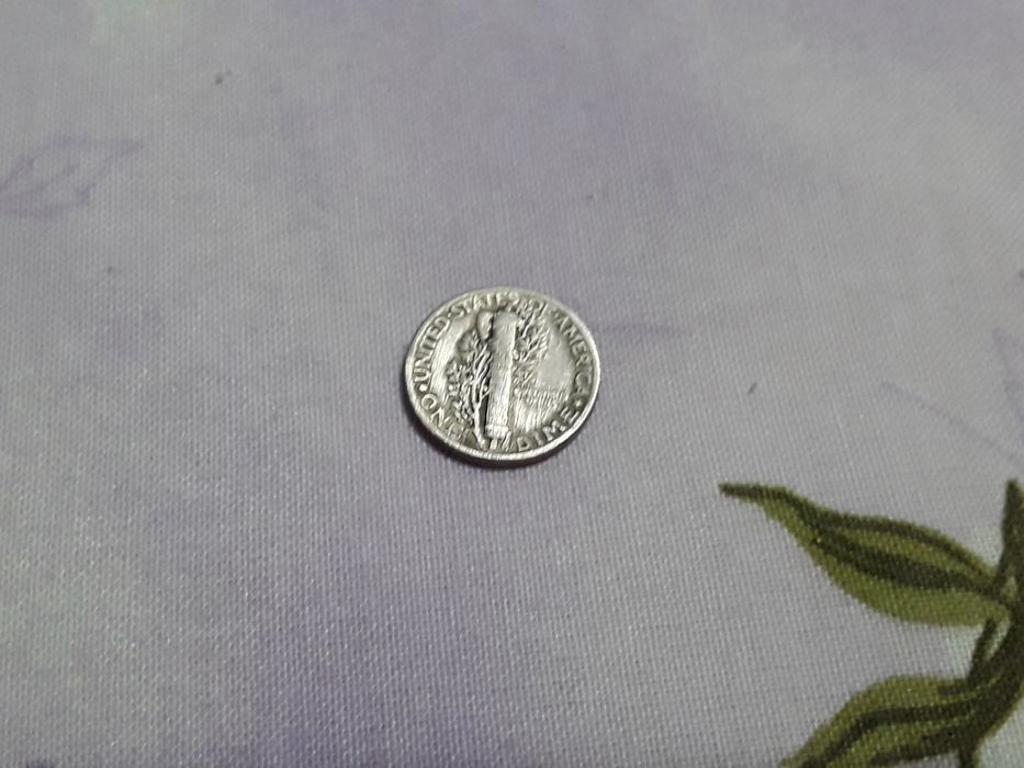 Vând Monedă One Dime din 1941