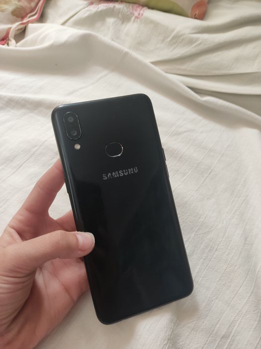 Продам телефон Samsung