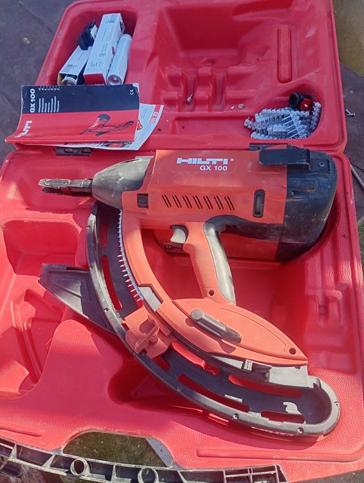 Pistol de fixat cuie în beton cu gaz  Hilti GX100