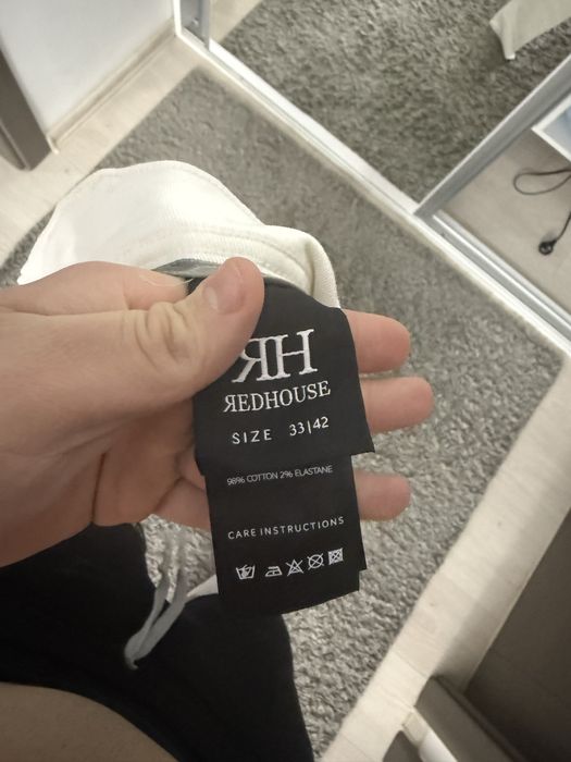 Blugi redhouse noi cu eticheta
