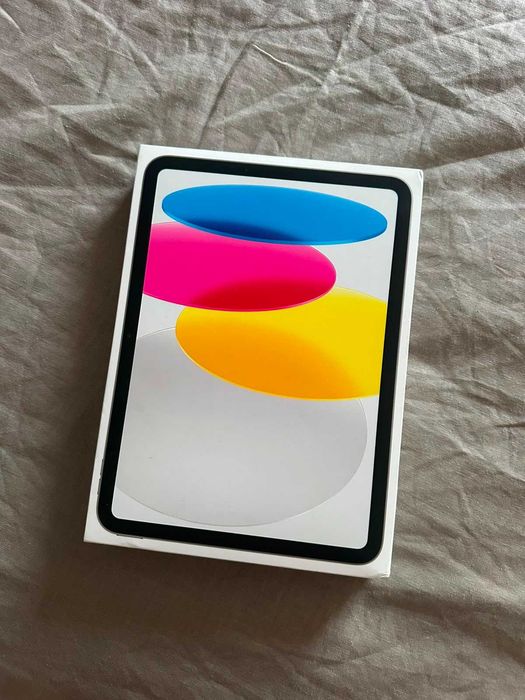 IPad A16 128 GB *Silver* WIFI + Cellular *Запечатан - Чисто нов*