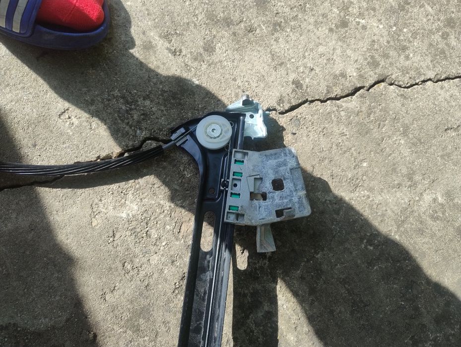 Macara geam Mercedes CLS W219 debitmetru perna turbo actuator injector