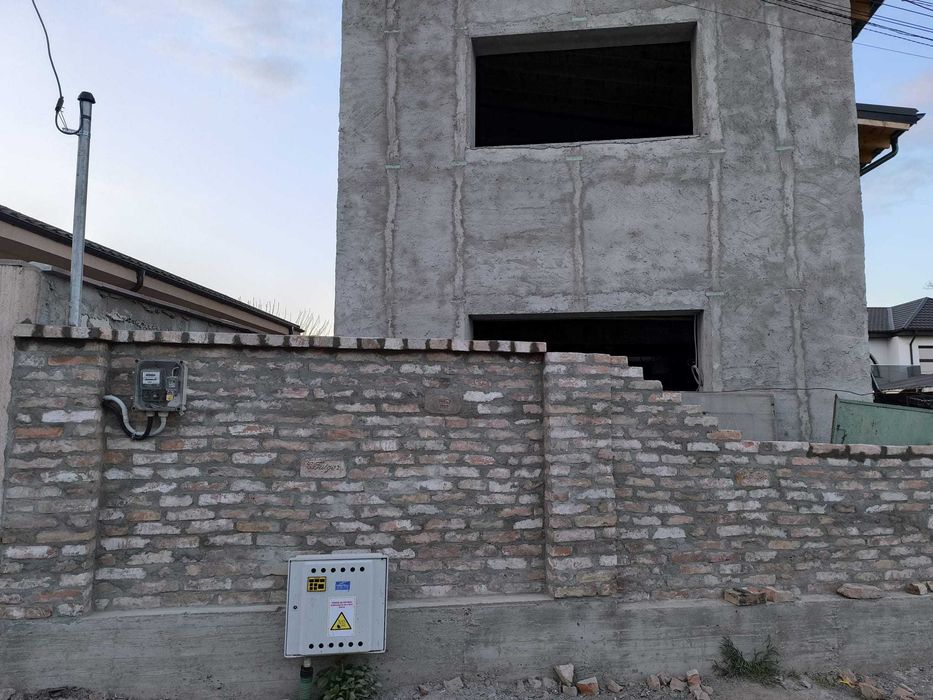 Vând casa Galați Parc CFR