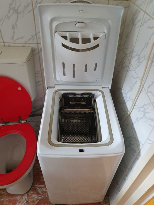 Masina de spalat cu incarcare verticala INDESIT 40x85x60