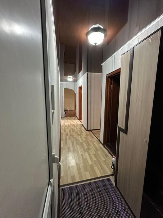 Продам 4 комн.кв, 3/3, 70.1 кв.м