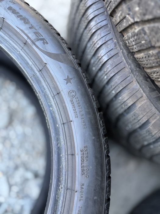 2x 255 40 19 Pirelli Pzero Winter