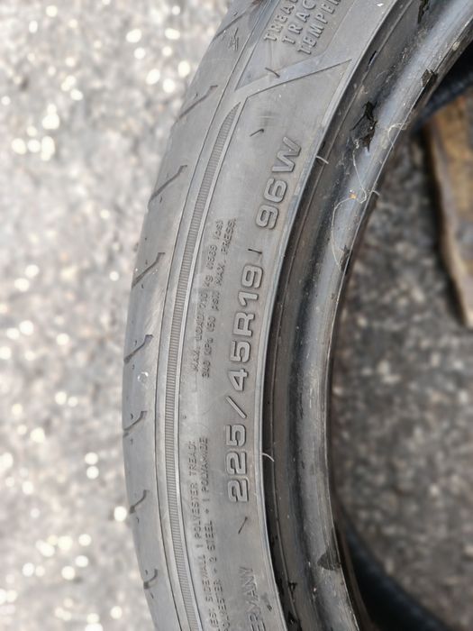 Летни гуми -19цола -225/45-1бр.-110лв."GOOD YEAR"