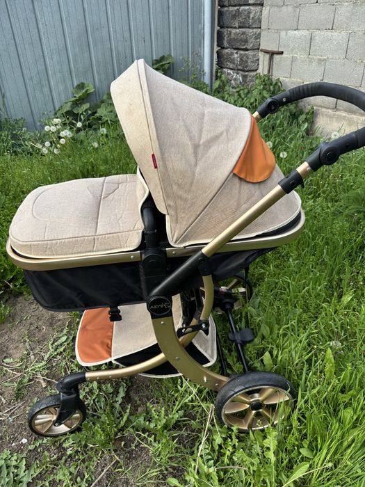 Продам коляску для новорождённого