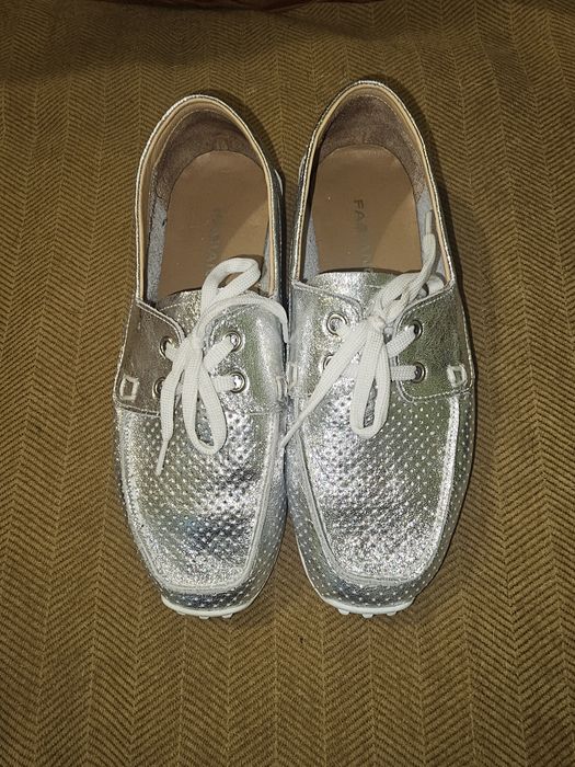 Обувки от Fabiano