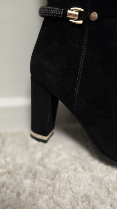 Сапожки качественные стильные