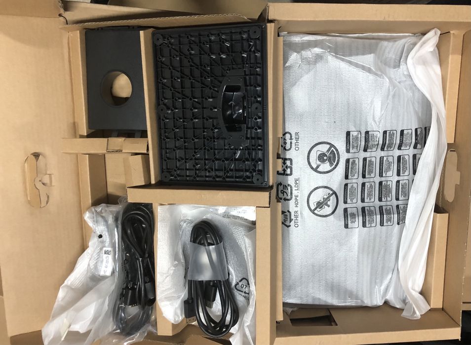 Монитор Dell E2016H