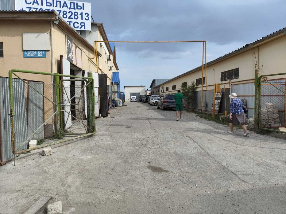 Продается действующие СТО по улице Сырым Датова 62 а