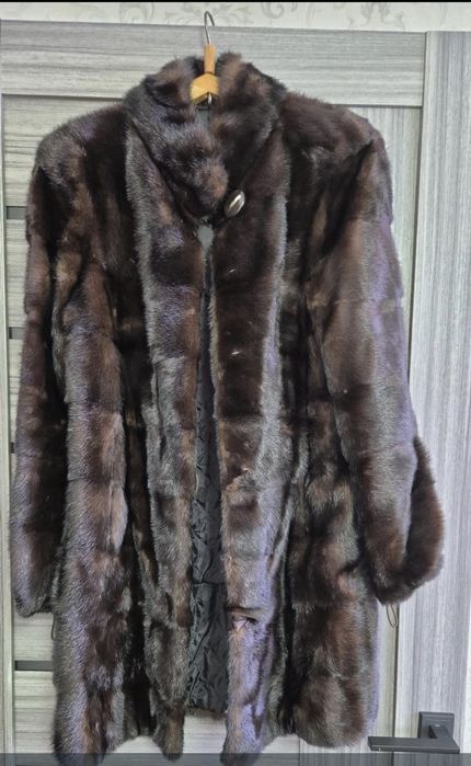 Продам норковую шубу