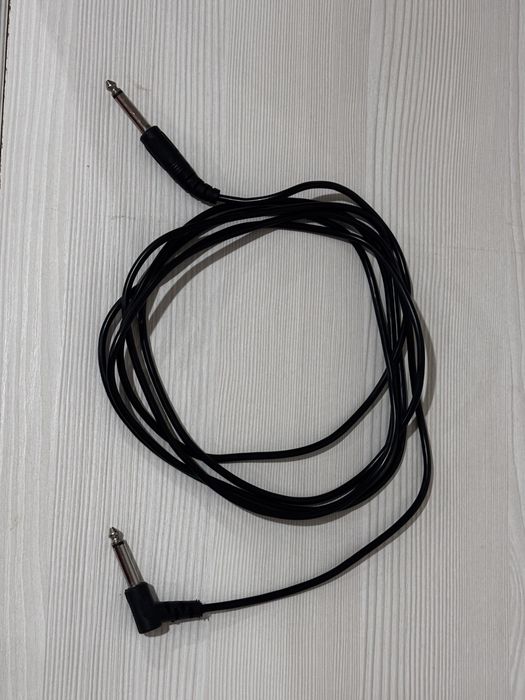 Электрогитара Levinson