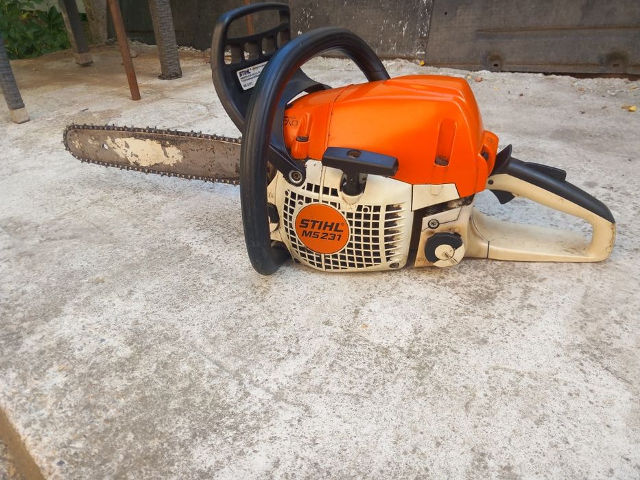 Vând drujba Stihl
