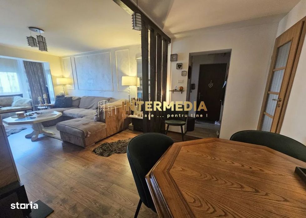 Apartament 3 camere CETATE Bulevard Etaj3 Renovat Total Mobilat Beci P