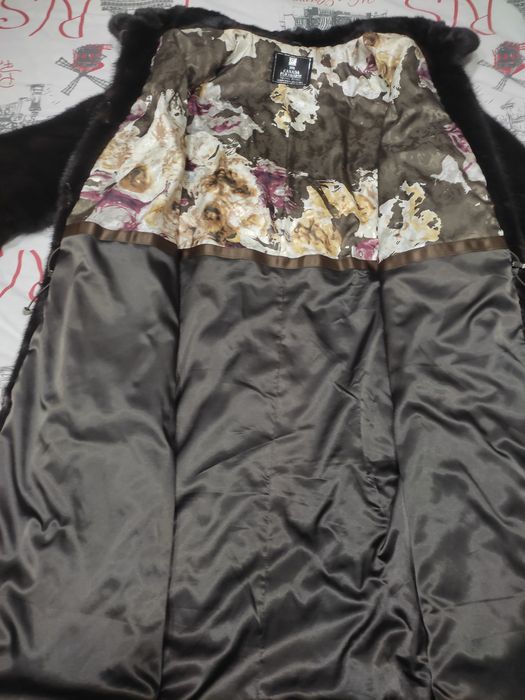 Продаю норковую шубу