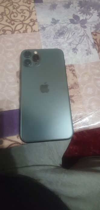 Телефон айфон 11 про