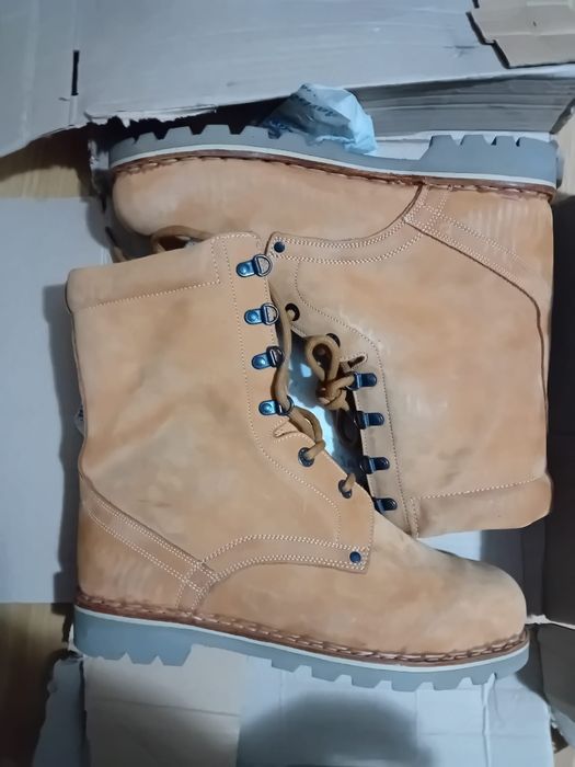 Produse ținute militare
