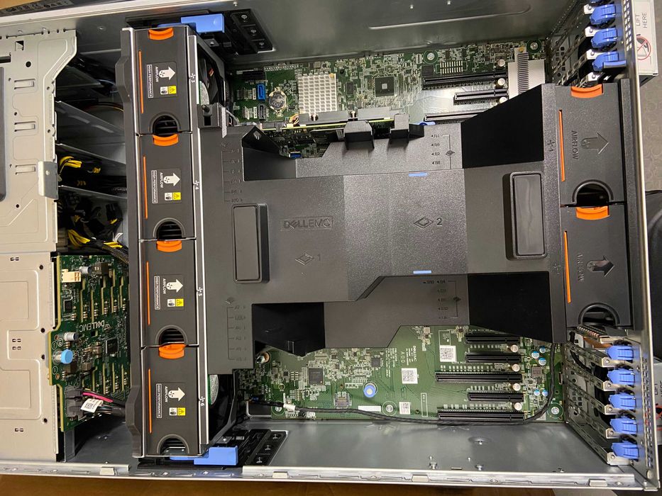 Dell T640 2*Xeon Gold 6150 36c/72t, 32GB DDR4, GPU, RAID сървър ML AI