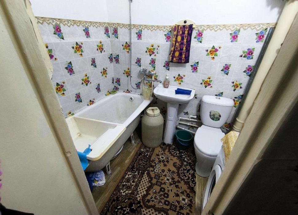 Продам 1 комн.кв.гост.типа. 19 мкр.