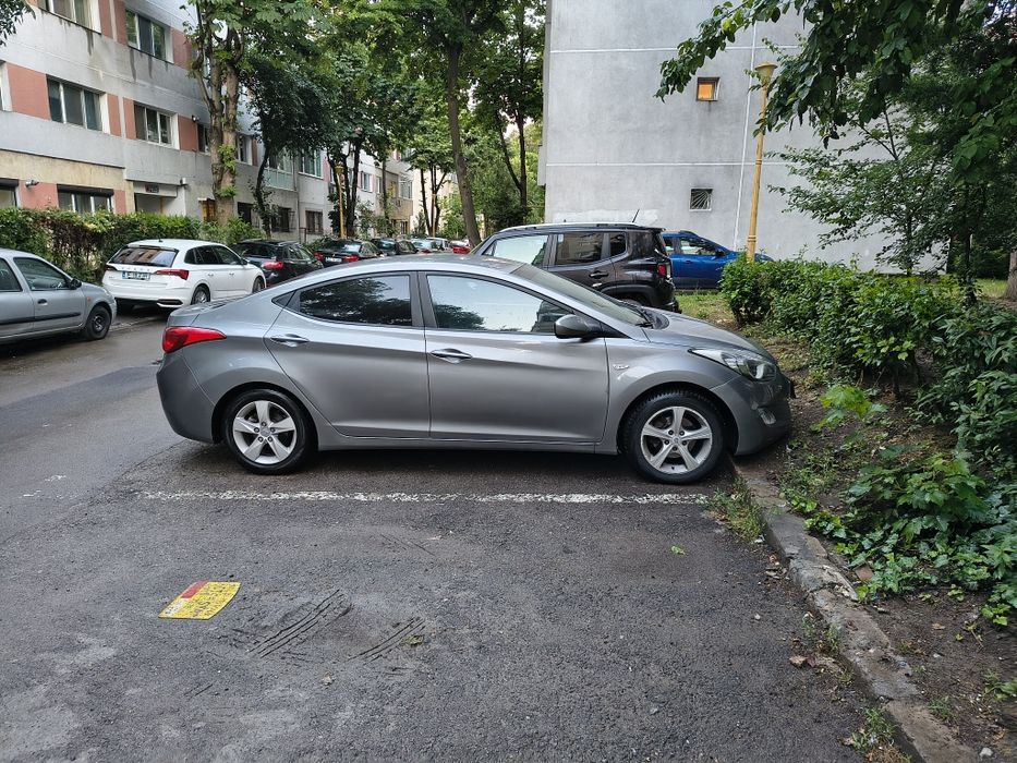 HYUNDAI Elantra 2012 — imagine 5