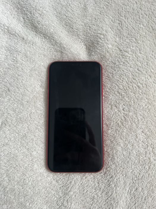 iPhone 11 64gb. | 77% battery health