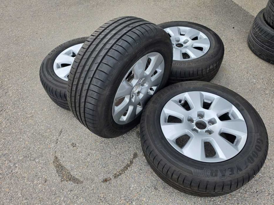 4 бр. Летни гуми 225/60 R16 с алуминиеви джанти 5x112 Audi VW Seat Skoda