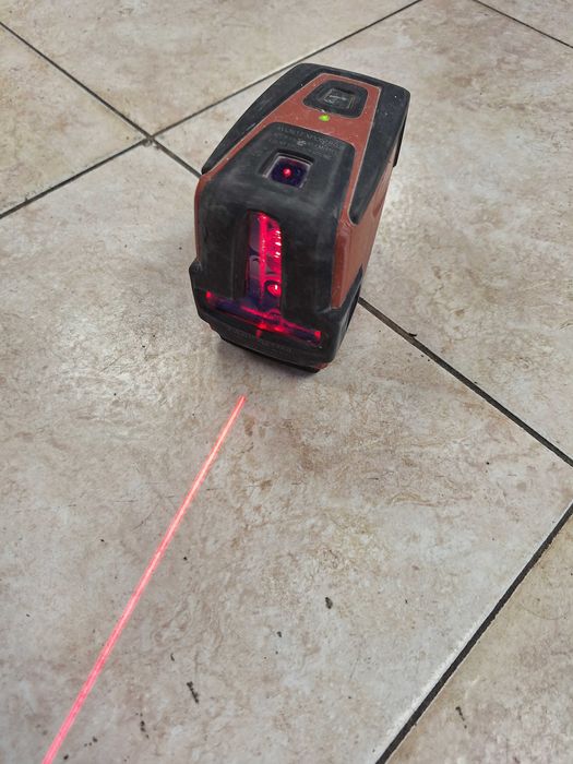 Лазерен Нивелир Hilti PMC 46