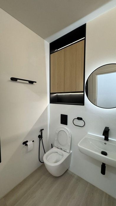 Дава се под наем Четиристаен апартамент в София, Център - 130 кв.м за 1649 € - Снимка #10