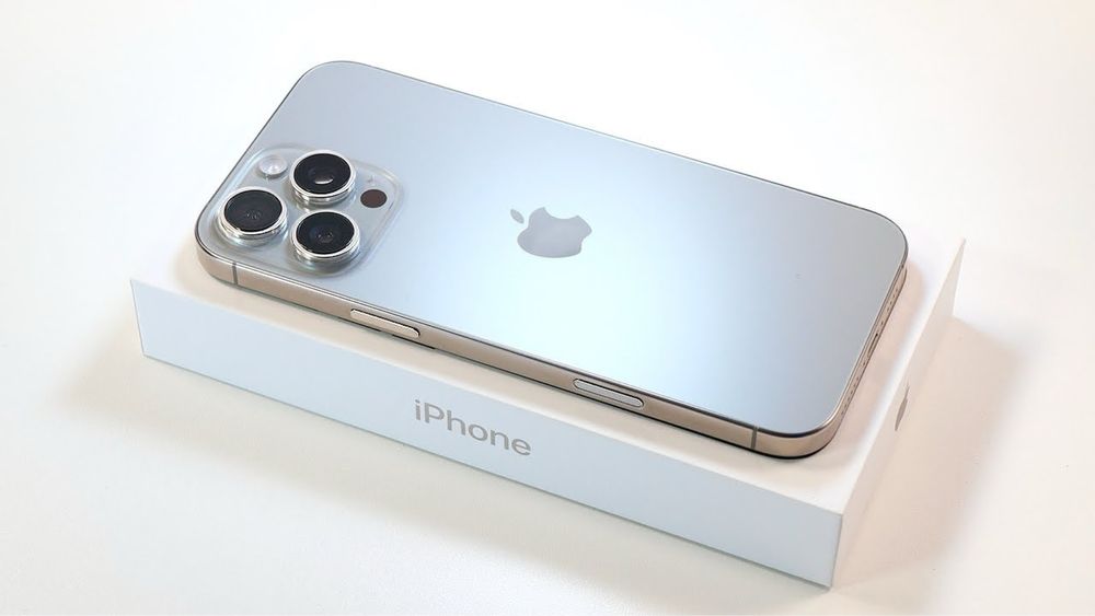 Айфон 16 про Макс с гарантией