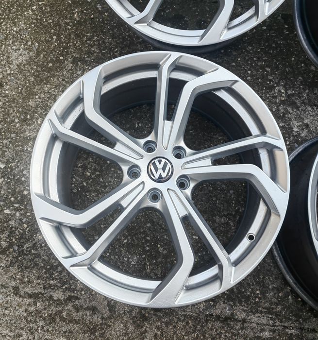 Джанти за VW 19' 8j et42