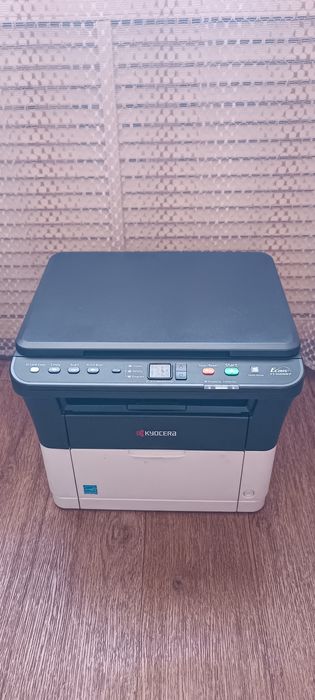 МФУ Kyocera FS-1020. Принтер, сканер, копир
