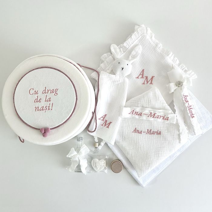 Set trusou botez personalizat cu prenumele copilului