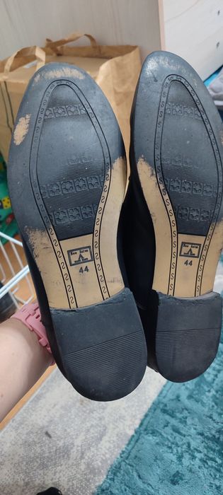 Продам Мужскую  обувь .