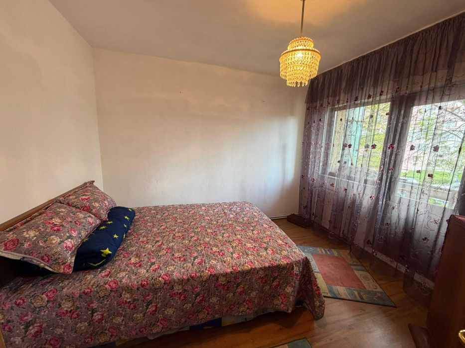 Apartament cu 3 camere