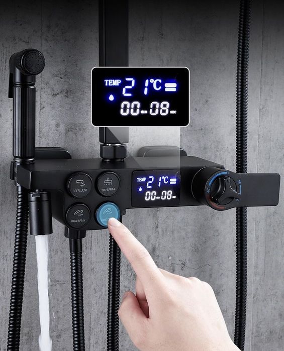 СРОЧНО ПРОДАМ! Смеситель  стояк душ для ванной и  душ кабине