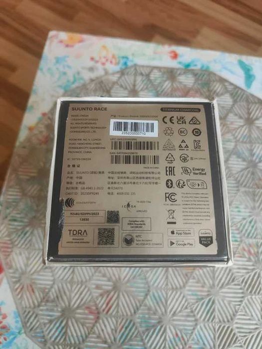 Suunto Race Titanium Charcoal -- Sapphire crystal