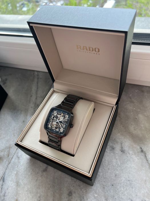 Часы Rado Open Heart