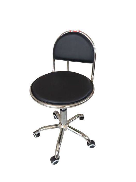 Офисный стул на колёсах, регулируемый, чёрный хромированный