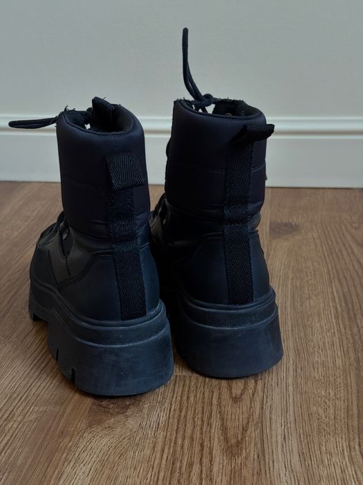 ботинки Zara в отличном состоянии