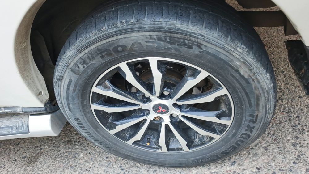 Срочно продам резину