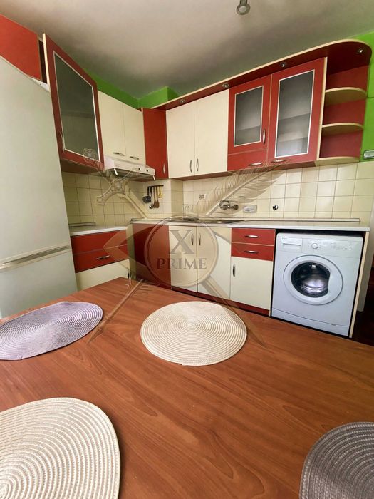Тристаен апартамент в Зимно кино Тракия! 296882