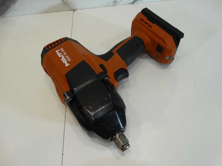Hilti SIW 8 - 22 / Nuron - Мощен гайковерт 1000 Nm