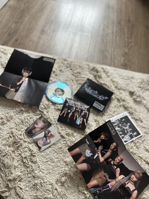 Дискове на Blackpink,Aespa,Itzy,Twice,Kpop